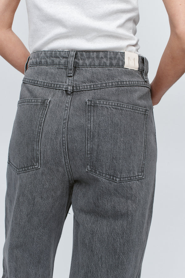 RELAXED CURVE JEAN - STONE