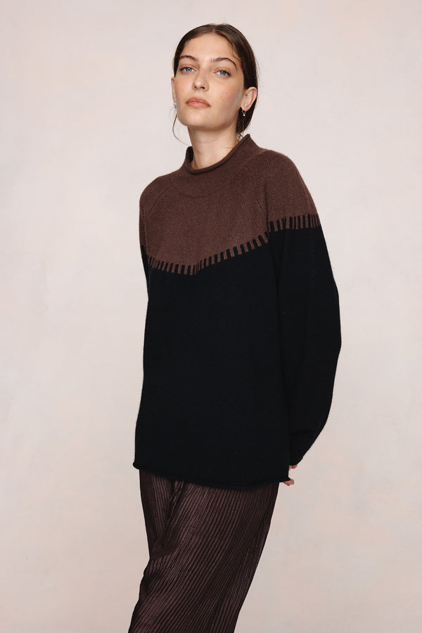 RODIN JUMPER - CAROB / BLACK