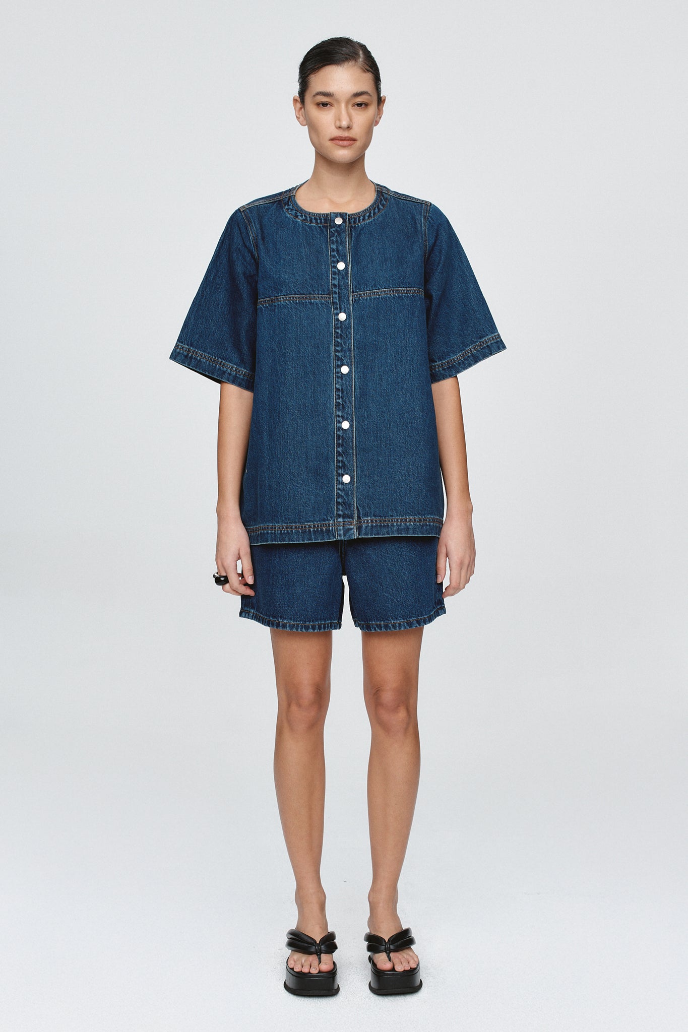 SHORT SLEEVE SEAM SHIRT - CLASSIC BLUE