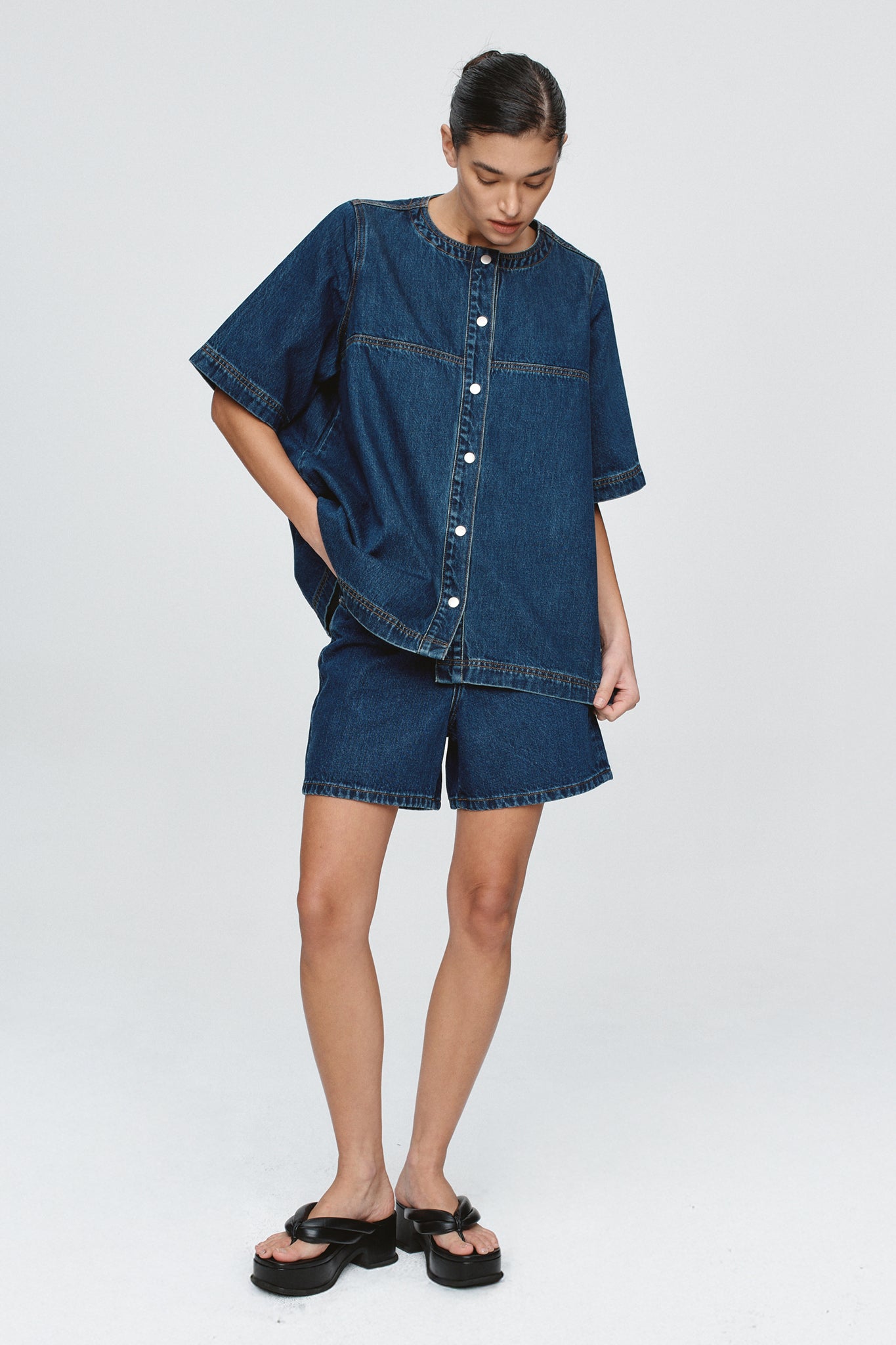 SHORT SLEEVE SEAM SHIRT - CLASSIC BLUE