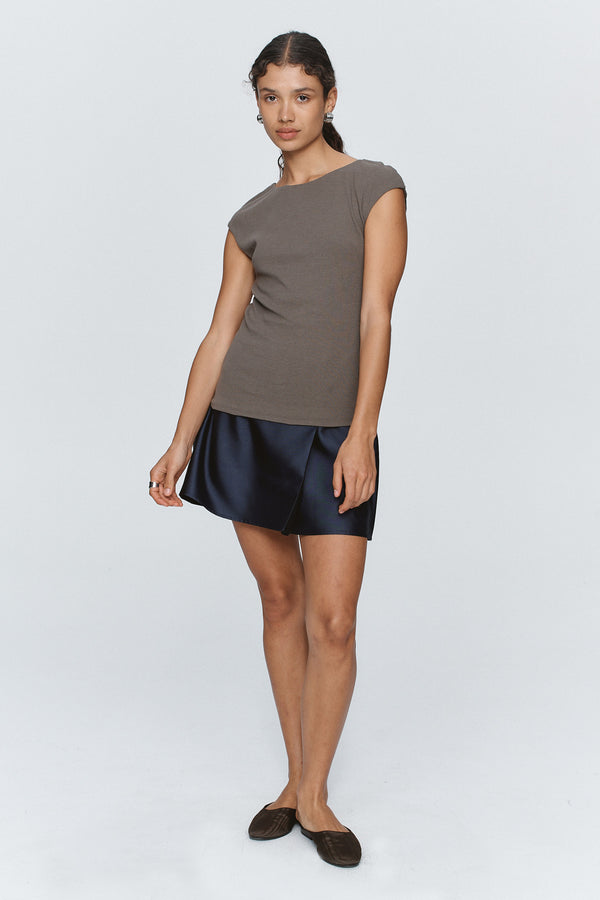 SUKI TOP - TRUFFLE