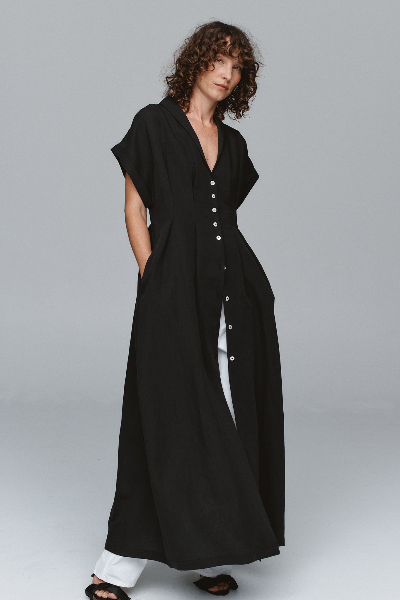 SWAN DRESS - BLACK