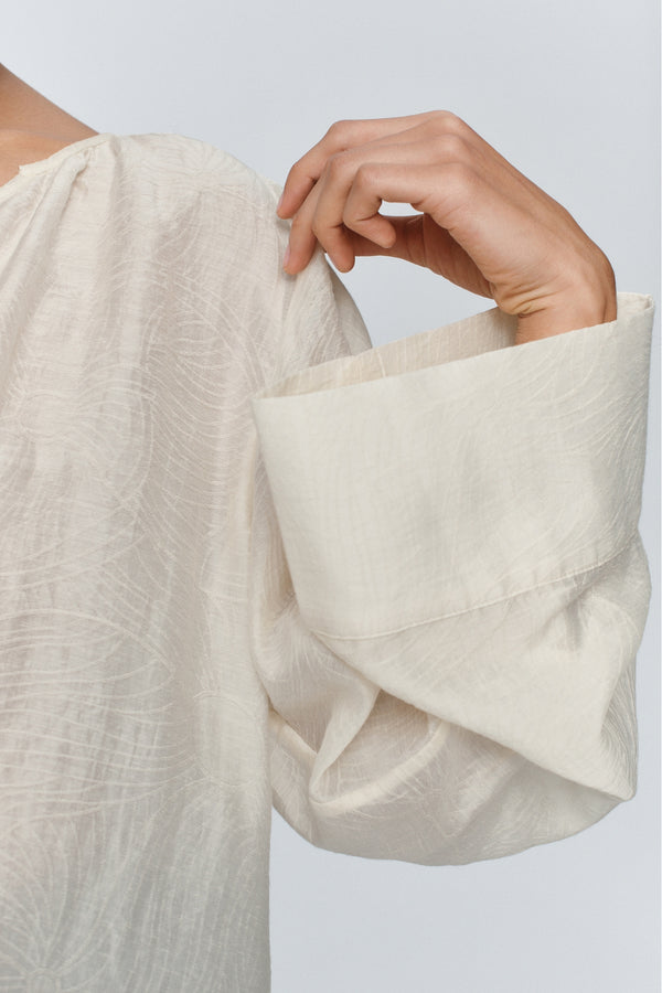 LOTTIE TOP - TEXTURED IVORY