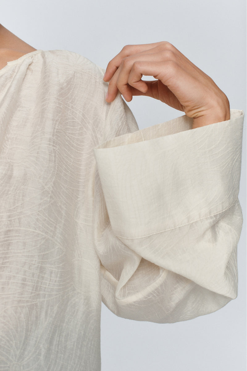 LOTTIE TOP - TEXTURED IVORY