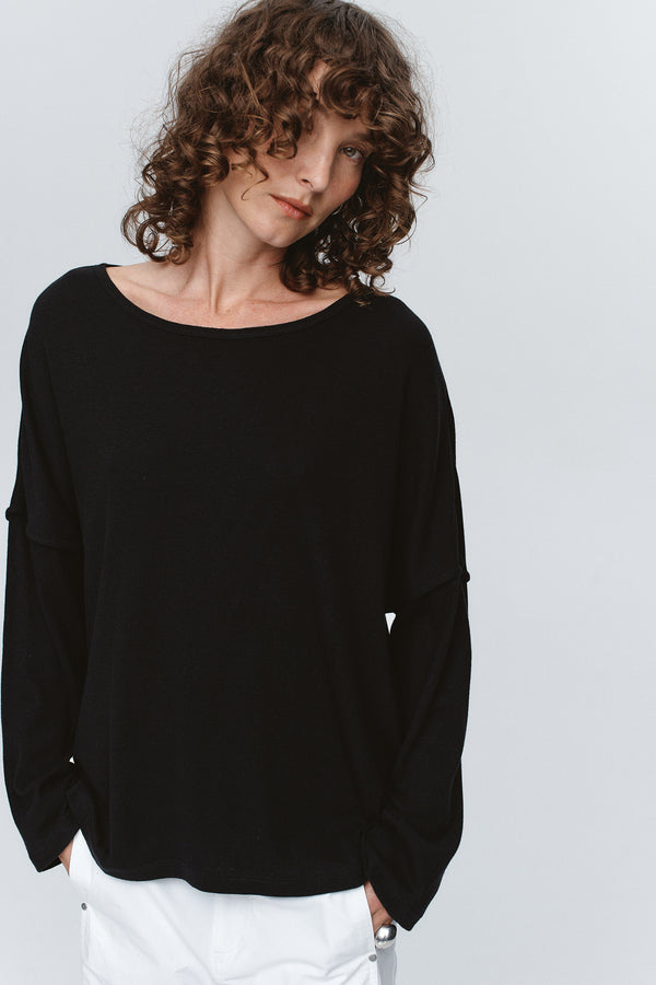 YELENA TEE - BLACK