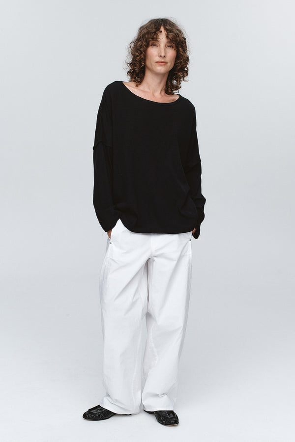 YELENA TEE - BLACK