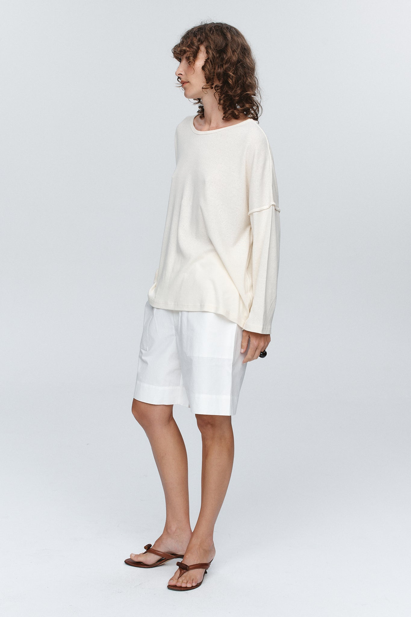 YELENA TEE - CRÈME